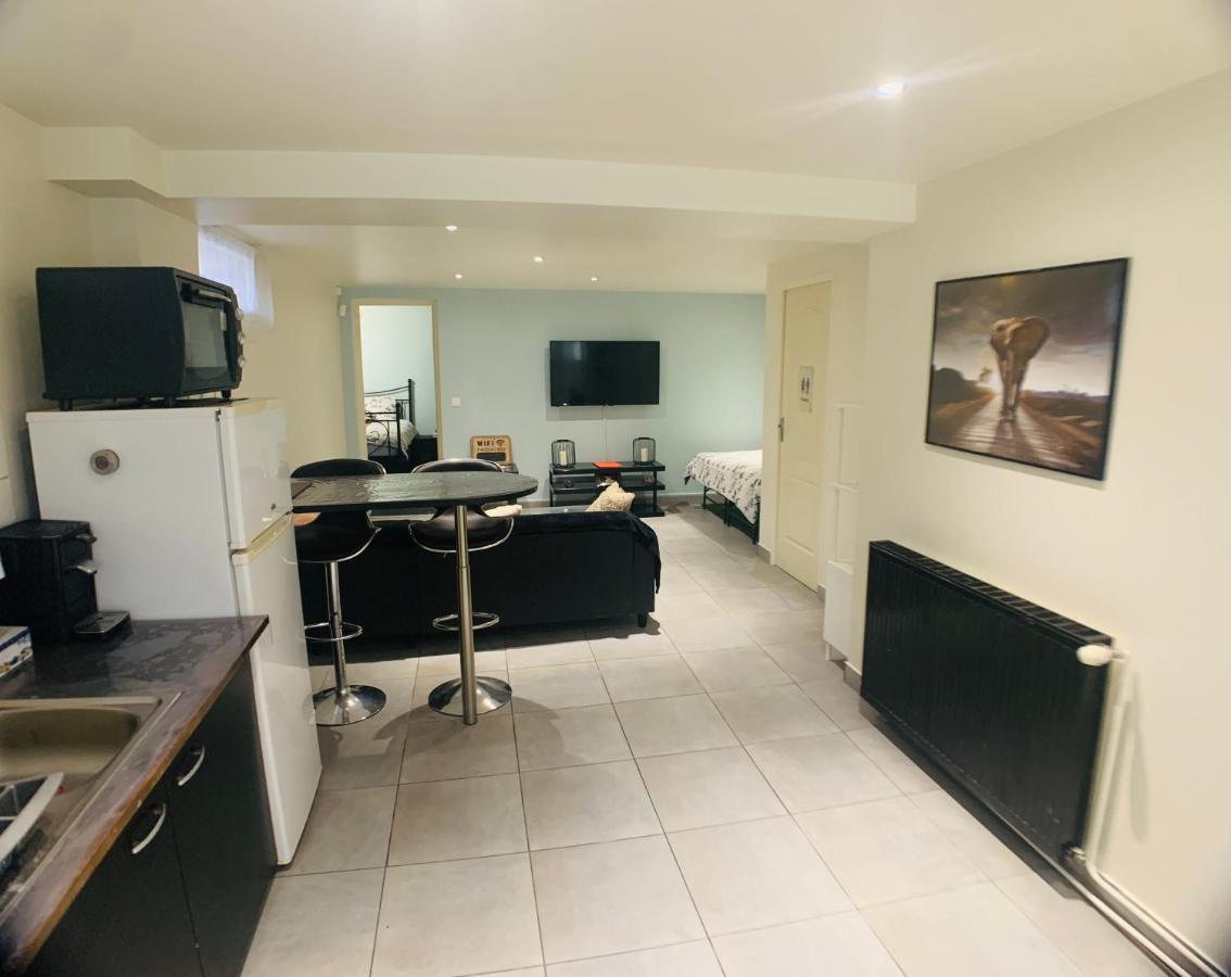 Appartement Cosy Proche Roissy Cdg Asterix Disneyland Paris Гусенвил Екстериор снимка